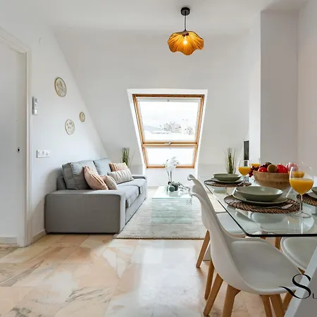 Апартаменты Seaside Lux 1min Away To With Terrace *