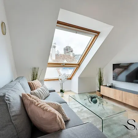 Seaside Lux 1min Away To With Terrace Фуэнхирола