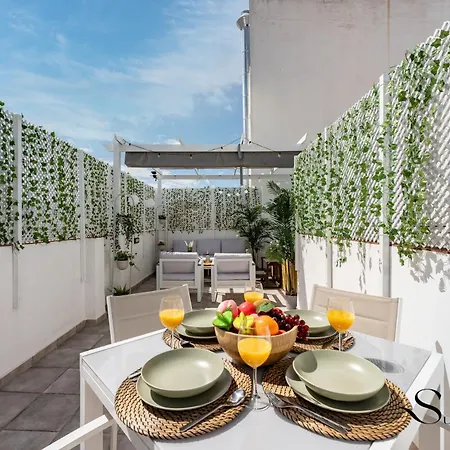 Апартаменты Seaside Lux 1min Away To With Terrace Фуэнхирола